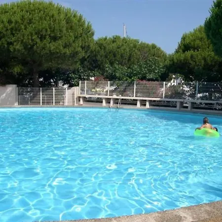 Cosy Avec Piscine Et Parking, 4 Couchages, Proche - - Fr-1-250-196 *