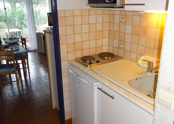 Cosy Avec Piscine Et Parking, 4 Couchages, Proche - - Fr-1-250-196 Le Grau-du-Roi